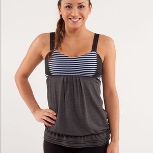 ☂️Lululemon Run: Back On Track Tank